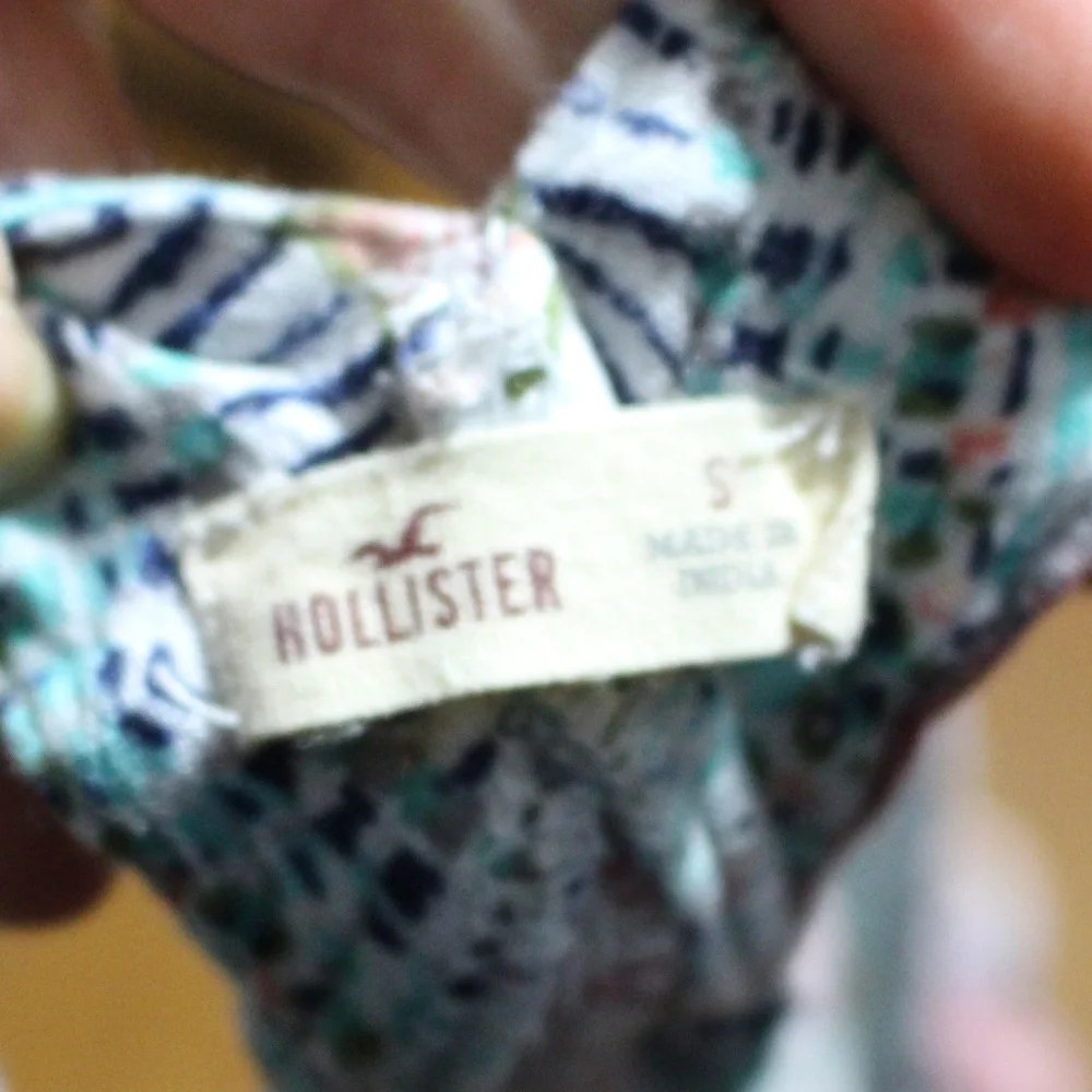 Hollister, Wrap Tie Tassel  Tank top - Picture 7 of 7